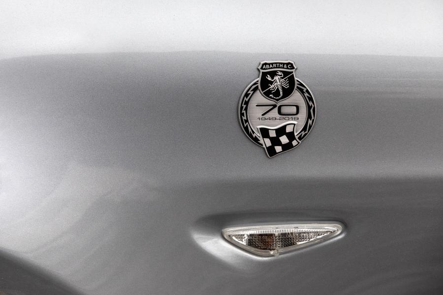 Детали экстерьера Abarth 124 GT 70esimo Anniversario (348) 2019 года  (фото 11 из 22)